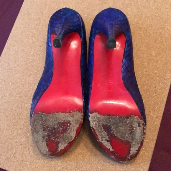 Glorious Christian Iridescent Snake Skin Louboutin Heels, 36.5 - Picture 6 of 7